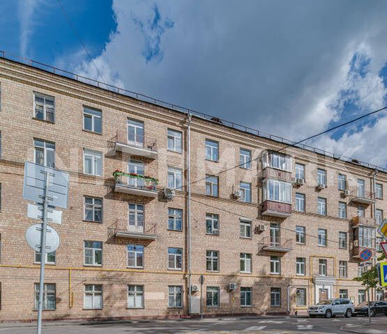 Apartment, 3 rooms &nbsp; Bolshoy Lyovshinsky Lane, 3/5, Photo 1